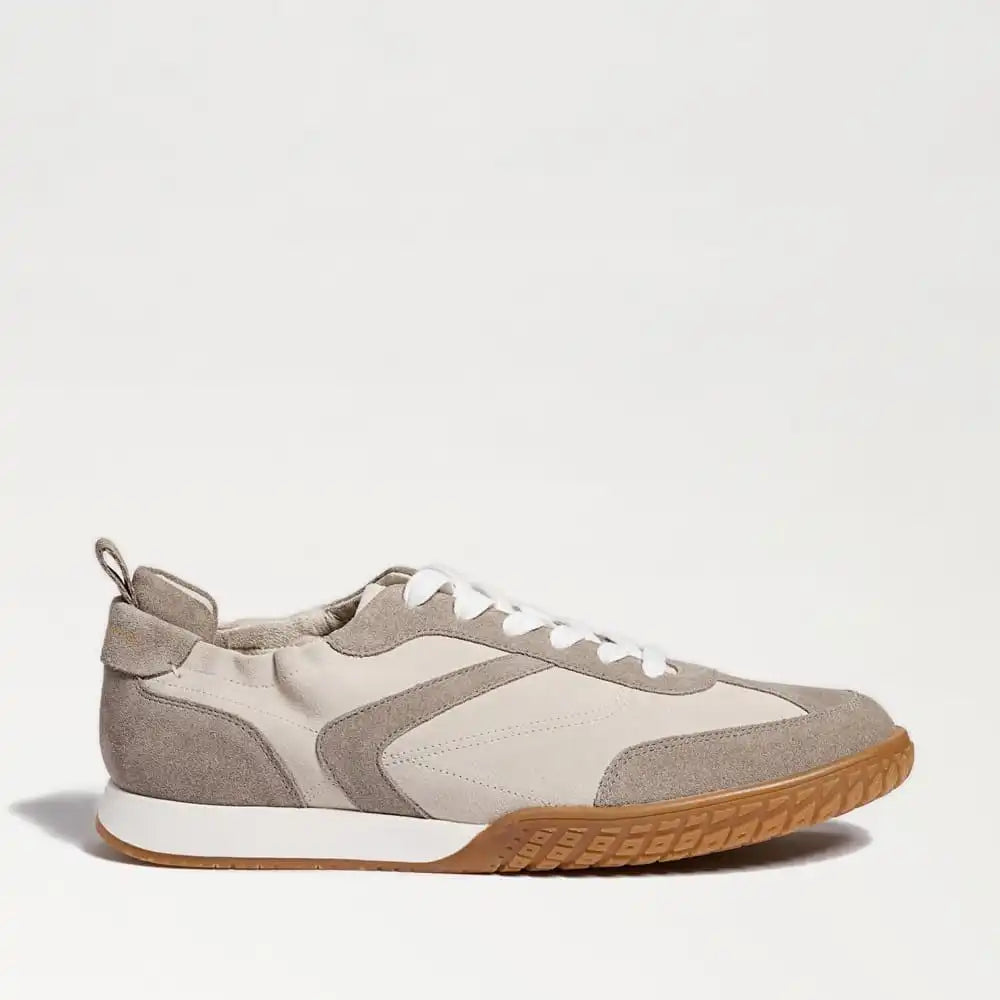 Finn Sneaker